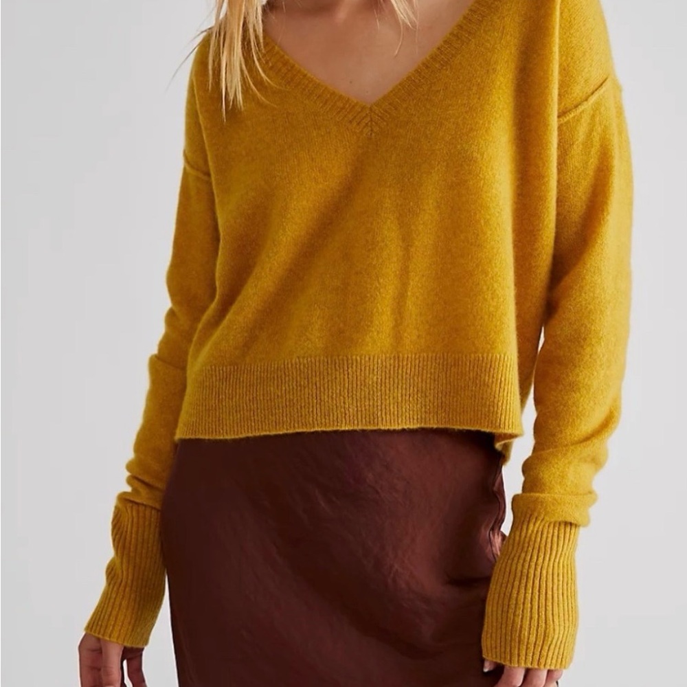 Free People Mustard V-Neck Cashmere Sweater